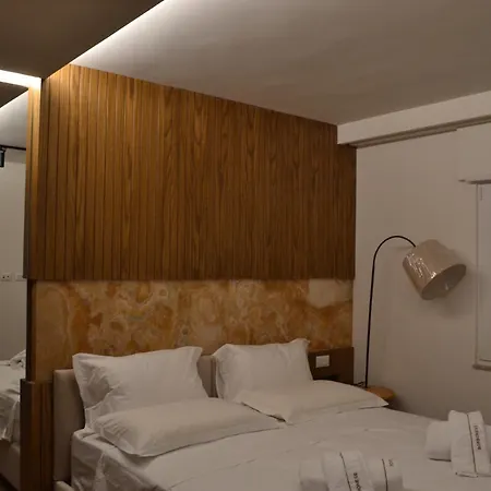 Sui's Apartment *