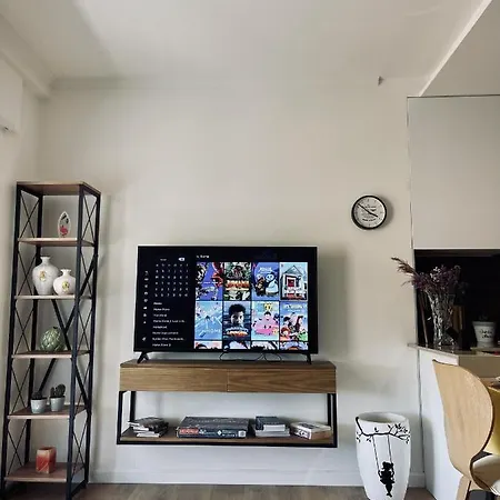 Sui's Apartment *